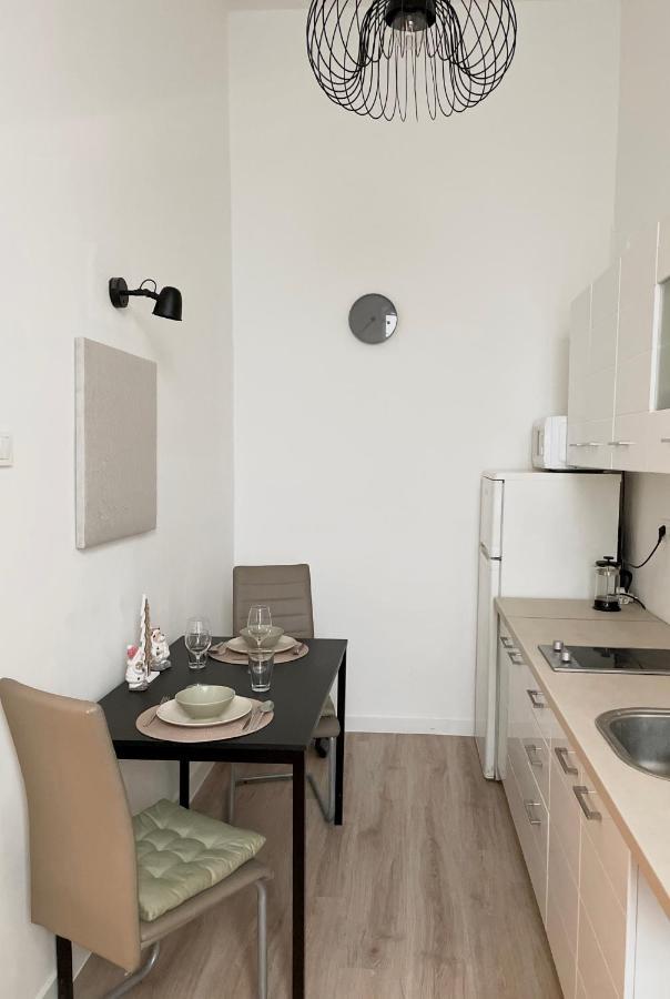Cozy Apartment In Central บูดาเปสต์ ภายนอก รูปภาพ